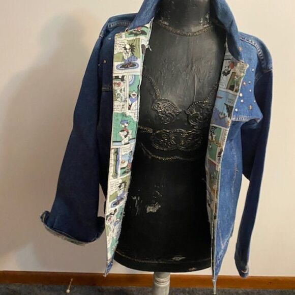 Dax embellished Blue jean jacket, size Medium - Picture 2 of 4